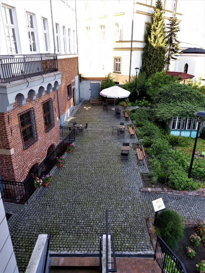 Dom Notre Dame Bed & Breakfast Wroclaw Exterior photo